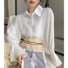 批发法式复古百褶喇叭袖白<b class='q'>衬衫</b>女长袖设计感小众通勤洋气时尚别致上衣