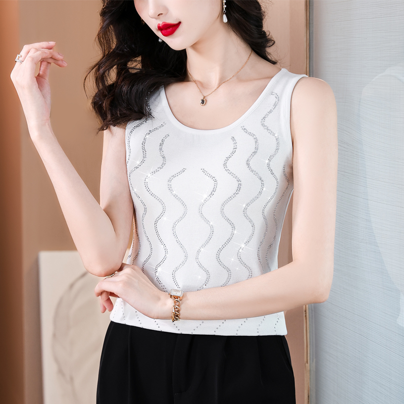RY536# 实拍2026新款欧货重工烫钻S线条水钻洋气减龄时尚高弹棉背心...
