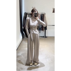 批发韩风气质收腰<b class='q'>婴儿</b>绒上衣阔腿长<b class='q'>裤</b>女装2025秋冬新款慵懒休闲套装