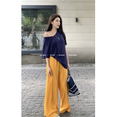 批发2026<b class='q'>春</b>夏慵懒老钱风撞色套装宽松藏青V领T恤+姜黄阔腿裤套装女