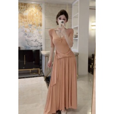 批发2026新款纯欲纯色连衣裙女高腰扭结显瘦中袖长裙高级感性感<b class='q'>大摆裙</b>