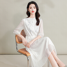 批发杭州真丝<b class='q'>连衣裙</b>女2026夏季新款立领七分袖收腰显瘦刺绣桑蚕丝长裙