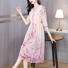 批发高级桑蚕丝法式时尚洋气轻奢简约<b class='q'>连衣裙</b>2026夏季新款系带收腰裙子