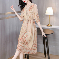 批发真丝<b class='q'>连衣裙</b>夏2026新款温柔风名媛气质桑蚕丝裙经典法式茶歇碎花裙