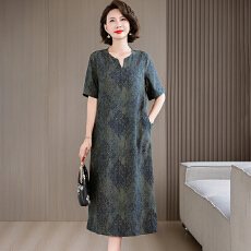 批发杭州高端香云纱真丝连衣裙桑蚕丝2026新款<b class='q'>夏</b>季新款女装宽松<b class='q'>妈妈装</b>