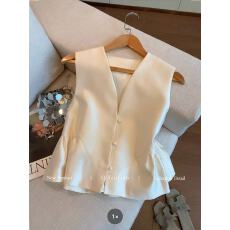 批发法式v领荷叶边无袖马甲女外穿2026新款优雅减龄显瘦气质背心上衣