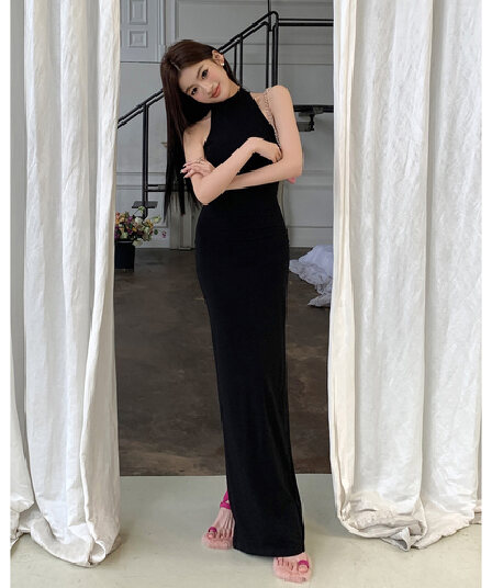 실사 2026 봄 여름 새로운 디자인 민소매 품격 터틀넥 수리 뒤에 트임 고급 센스 여성 드레스 롱 스커트