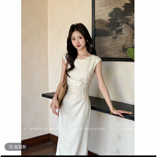 批发菜菜 法式气质<b class='q'>连衣裙</b>女夏季收腰显瘦高级感短袖长裙