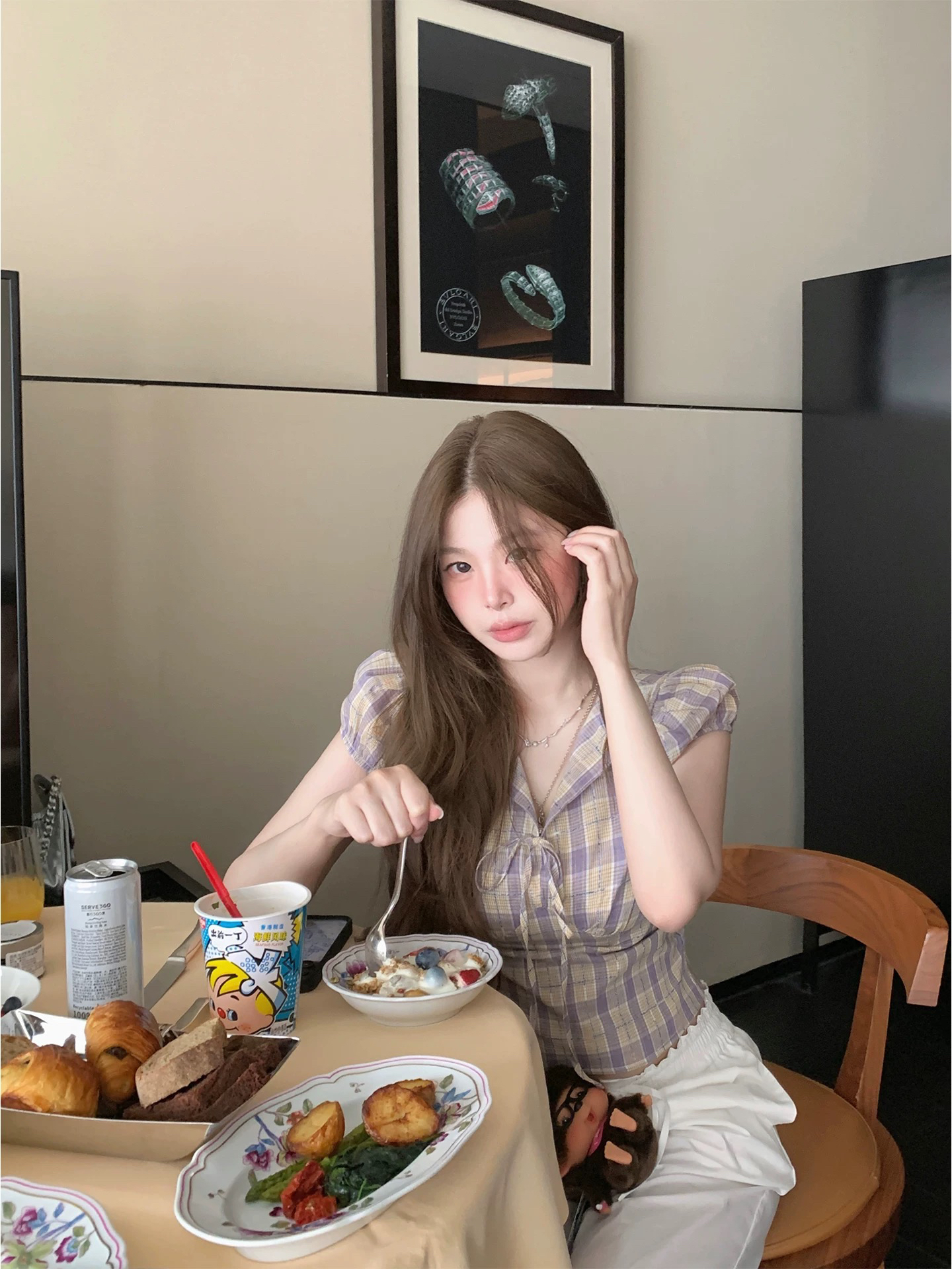 sasaouni 학원 체크무늬 한국 스타일 슬림해 보이는 허리 수축 체크무늬 V넥 여성 셔츠 작은 대중 디자인 센스 맨위 작은 셔츠