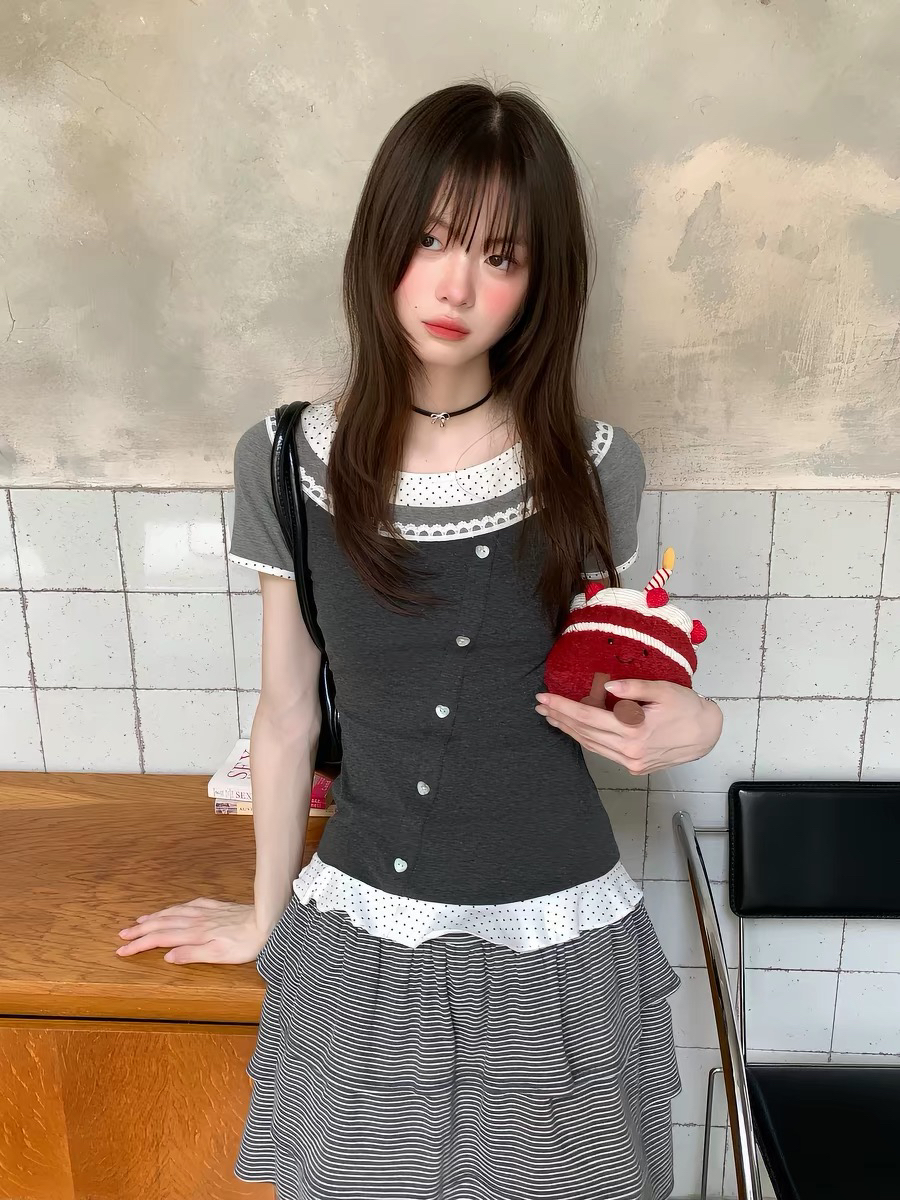 다우 시시 주간 탄소 회색 오스트리아 이익 오스트리아 일본식 패치워크 페이크 레이어드 맨위 여름 달콤함 도트 무늬 프릴 티셔츠