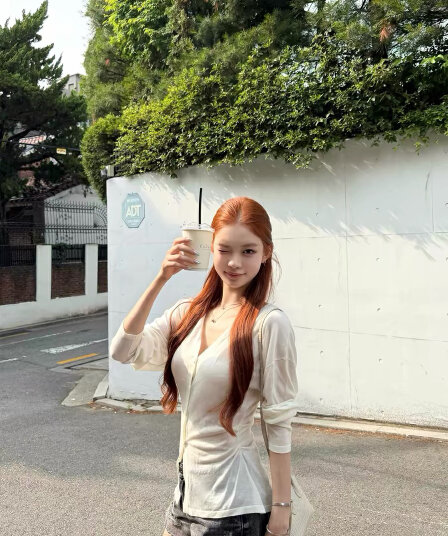 안녕하세요. 팬 팬 꼬집기 허리 나 잘 한 다 100 라이 경기 서울 도루 부드러운 통기성 V넥 니트 오픈 가디건 맨위