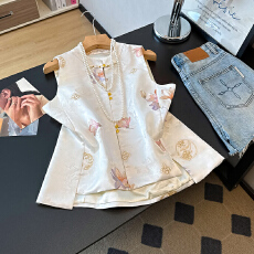 批发2026重工玉兰花刺绣提花新中式立领马甲  国风改良唐装背心外搭女