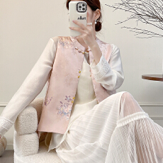 批发温柔烟粉新中式立领马甲重工蝴蝶花卉刺绣提花国风唐装改良款外搭