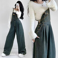 批发大码复古高腰牛仔背带裤<b class='q'>女</b>秋冬新款设计感显瘦宽松直筒阔腿<b class='q'>连体裤</b>