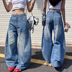 批发街头<b class='q'>韩版</b>百搭星星刺绣阔腿<b class='q'>牛仔裤</b>女春秋新款宽松学院风拖地<b class='q'>牛仔裤</b>