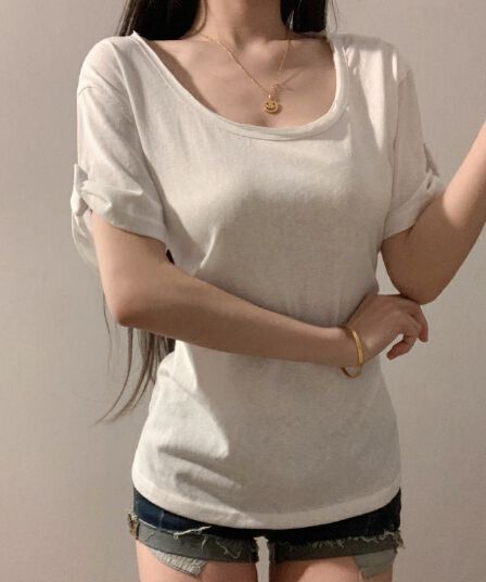 순수한 욕망 핫걸 둘 착용 허리 수축 u 칼라 반팔 티셔츠 여성 2026 여름 얇은 스타일 루즈핏 슬림해 보이는 화이트 다용도 맨위