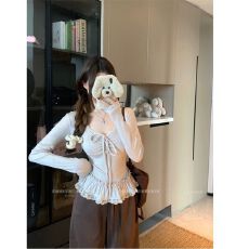 批发【羊毛绒】纯欲风<b class='q'>蕾丝</b>拼接长袖T恤女秋季甜美V领荷叶边系带<b class='q'>上衣</b>