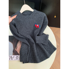 批发实拍 控价20 小马刺绣<b class='q'>针织衫</b>女新款时尚洋气外穿打底毛衣