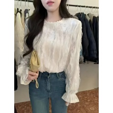 批发早春款温柔风白色蕾丝拼接丝绒衬衫女洋气精致蕾丝衫长袖上衣