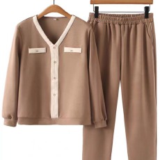 批发新款服套装春秋休闲运动<b class='q'>中老年</b>卫衣女春秋洋气两件套