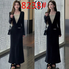 批发法式V领重工珠链长袖打褶<b class='q'>连衣裙</b>冬季新款<b class='q'>气质</b>收腰显瘦直筒长裙女