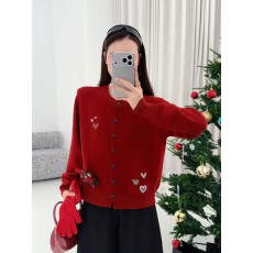 批发欧货2025冬季新款圆领爱心刺绣小熊加厚羊毛针织衫百搭打底上衣<b class='q'>女</b>