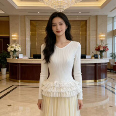 批发木耳边拼接设计感长袖T恤女春秋新款小众修身显瘦打底上衣