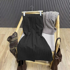 批发2025冬季<b class='q'>新款</b>高腰竖条绗缝夹棉包臀裙后开叉女直筒百搭显瘦半身裙