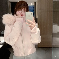 批发粉色毛领连帽短款棉服女冬季新款超好看收腰外套大毛领羽绒棉服