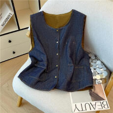 批发两面穿<b class='q'>牛仔</b><b class='q'>马甲</b> 巨百搭好看 自留高品质小众设计灯芯绒<b class='q'>背心</b><b class='q'>马夹</b>女