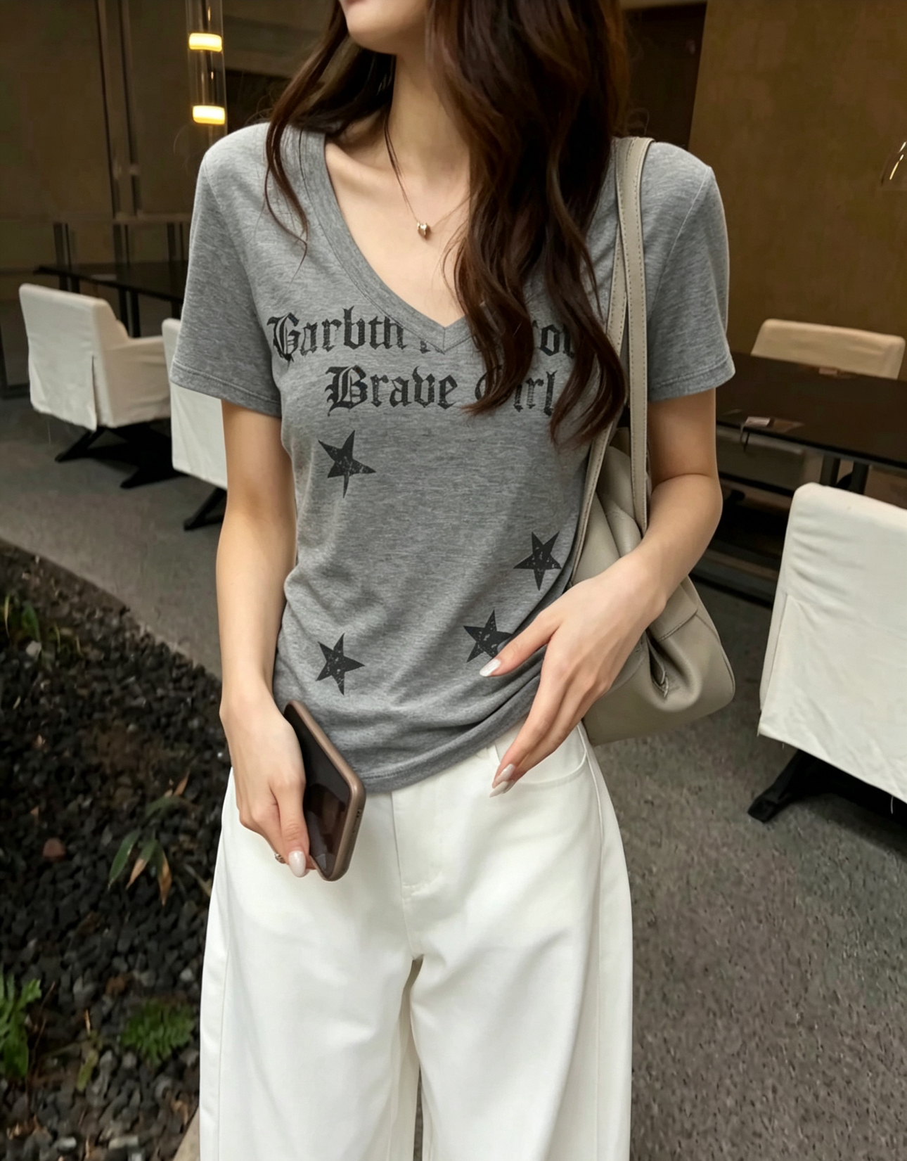 아메리칸 레트로 별 프린트 V넥 반팔 티셔츠 여성 핫걸 몸매 가꾸기 슬림해 보이는 긍정적 인 어깨 의류 2026 여름 새로운