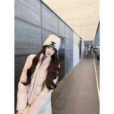 批发韩雨嘉【<b class='q'>婴儿</b>粉】lulu感90白鸭绒六格分割小立领可收腰羽绒服