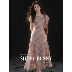 批发SLEEPYBUNNY 法式格纹圆领<b class='q'>雪纺</b><b class='q'>连衣裙</b>女高腰中长款荷叶边短袖长裙