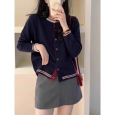 批发2026年春新款<b class='q'>女装</b>时尚简约英伦拼色开衫毛衣<b class='q'>外套</b>高级穿搭漂亮上衣