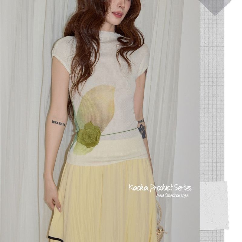 반팔 맨위 여성 여름 베이지 색 터틀넥 해변가 휴가 고급 품격 캐주얼 몸매 가꾸기 니트 스웨터