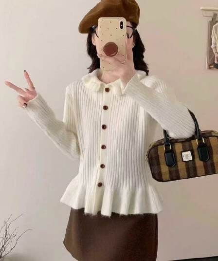 부드러운 한 부서 바람 프릴 베이비 칼라 스웨터 여자 가을 겨울 새로운 패션 디자인 센스 외국 가스 연령 감소 작은 셔츠 트렌디