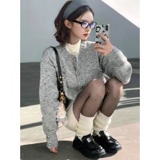 批发灰色针织开衫女春<b class='q'>秋装</b>新款早春chic小香风毛衣外套外搭高级感