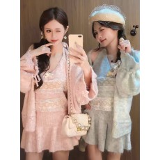 批发<b class='q'>甜美</b>风V领灯笼袖蕾丝蝴蝶结毛针织套装 温柔减龄