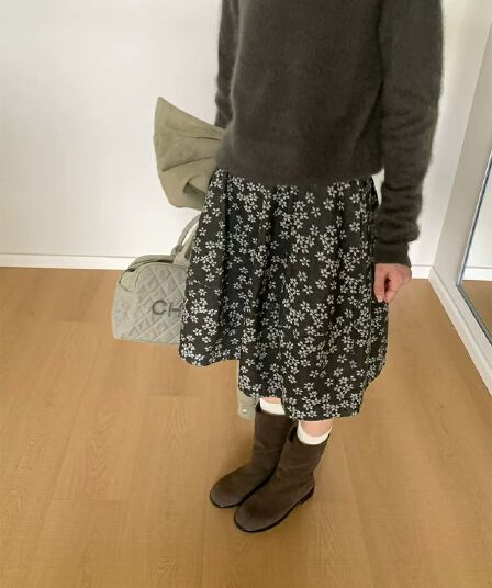 etera 레트로 꽃무늬 반신 스커트 여성 조기 가을 새로운 하이웨이스트 슬림해 보이는 한 마디 중간 길이 스커트 다용도 도루 센스 치마