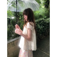 批发RAINY 韩系温柔氛围感蕾丝镂空花边打揽小衫夏季女宽松泡泡袖衬衣