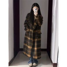 批发格子双排扣复古时尚呢子大衣女秋冬新款高级感小个子温柔毛呢外套