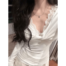 批发德绒 <b class='q'>蕾丝</b>拼接V领长袖T恤女修身<b class='q'>打底衫</b>上衣