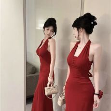 批发<b class='q'>夏</b>季新款钻石链条裙吊带挂脖修身长裙红色纯欲辣妹露背鱼尾<b class='q'>连衣裙</b>