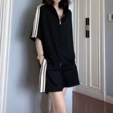 批发运动套装女2026夏季韩版宽松<b class='q'>时尚</b>设计感小众大码减龄两件套