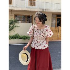 批发法式方领泡泡袖碎花褶皱收腰<b class='q'>显瘦</b>2026年夏季新款甜美<b class='q'>显瘦</b><b class='q'>衬衫</b>上衣