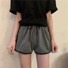 批发鱼鳞 <b class='q'>运动</b><b class='q'>短裤</b><b class='q'>女</b>夏外穿跑步瑜伽宽松大码阔腿a字热裤