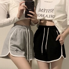 批发鱼鳞 <b class='q'>运动</b>外穿<b class='q'>短裤</b><b class='q'>女</b>宽松刺绣显瘦时尚阔腿热裤