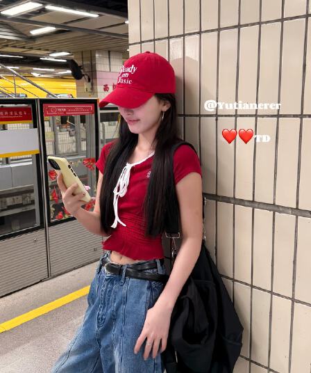 한 부서 레이스 레이스 나비 매듭 스트랩 티셔츠 여성 핫걸 몸매 가꾸기 맨위