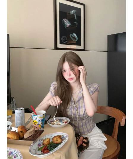 원본 컬러 짜임 그리드 있음 네리 슬림해 보이는 허리 수축 보라색 체크무늬 V 넥 셔츠 여름 맨위 작은 셔츠 여성