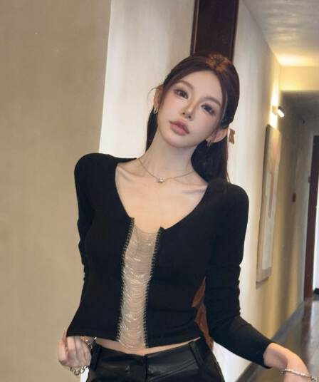 모방 면 디자인 센스 체인 티셔츠 여성 가을 겨울 8 점 소매 몸매 가꾸기 핫걸 바람 작은 대중 짧은 맨위